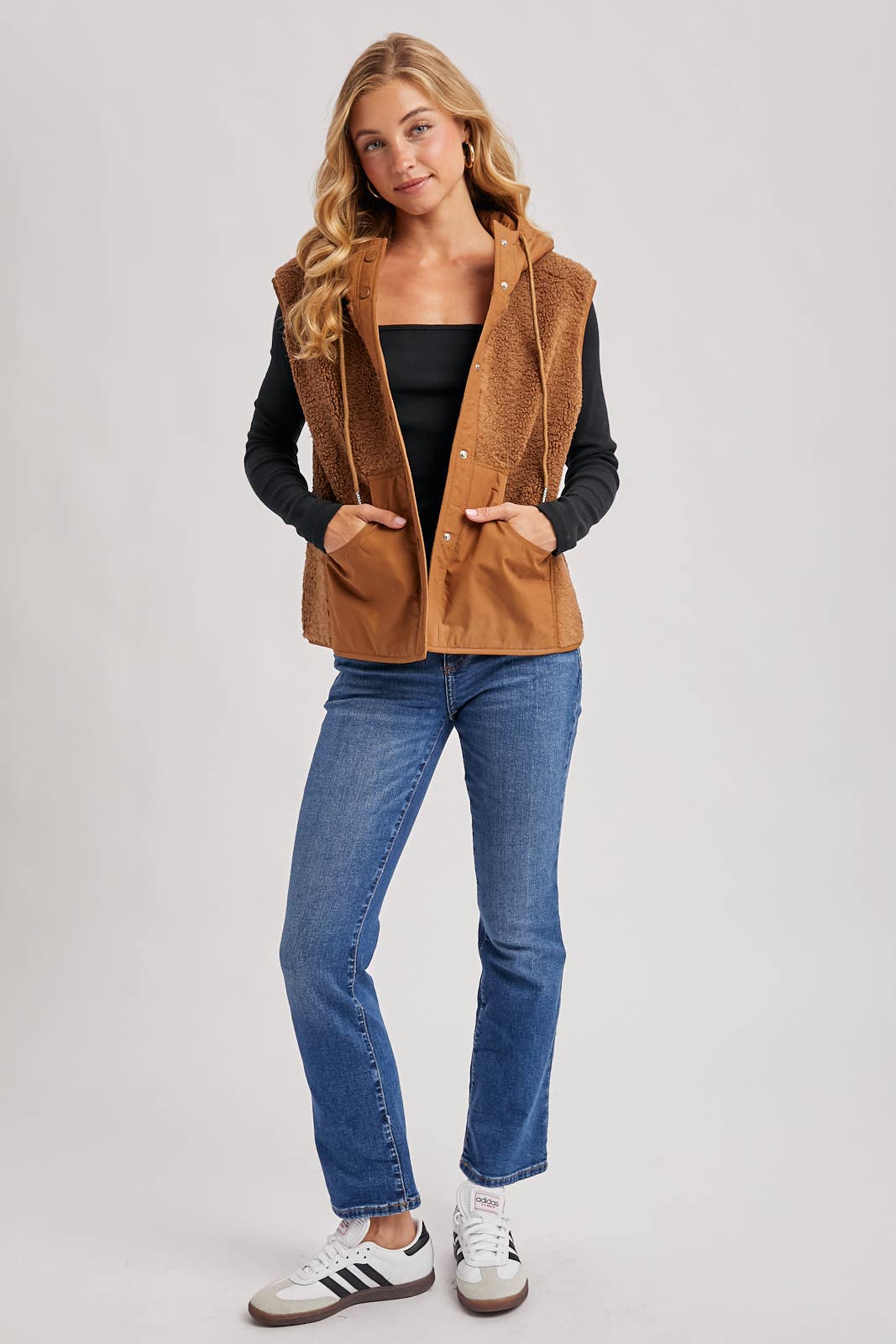 Bluivy - SHERPA FLEECE HOODED VEST WITH FAUX SUEDE INNER