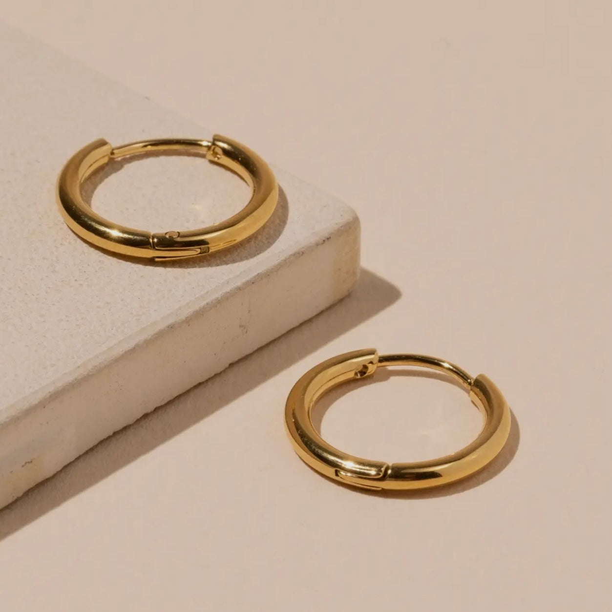 The Comfort Mini Hoops