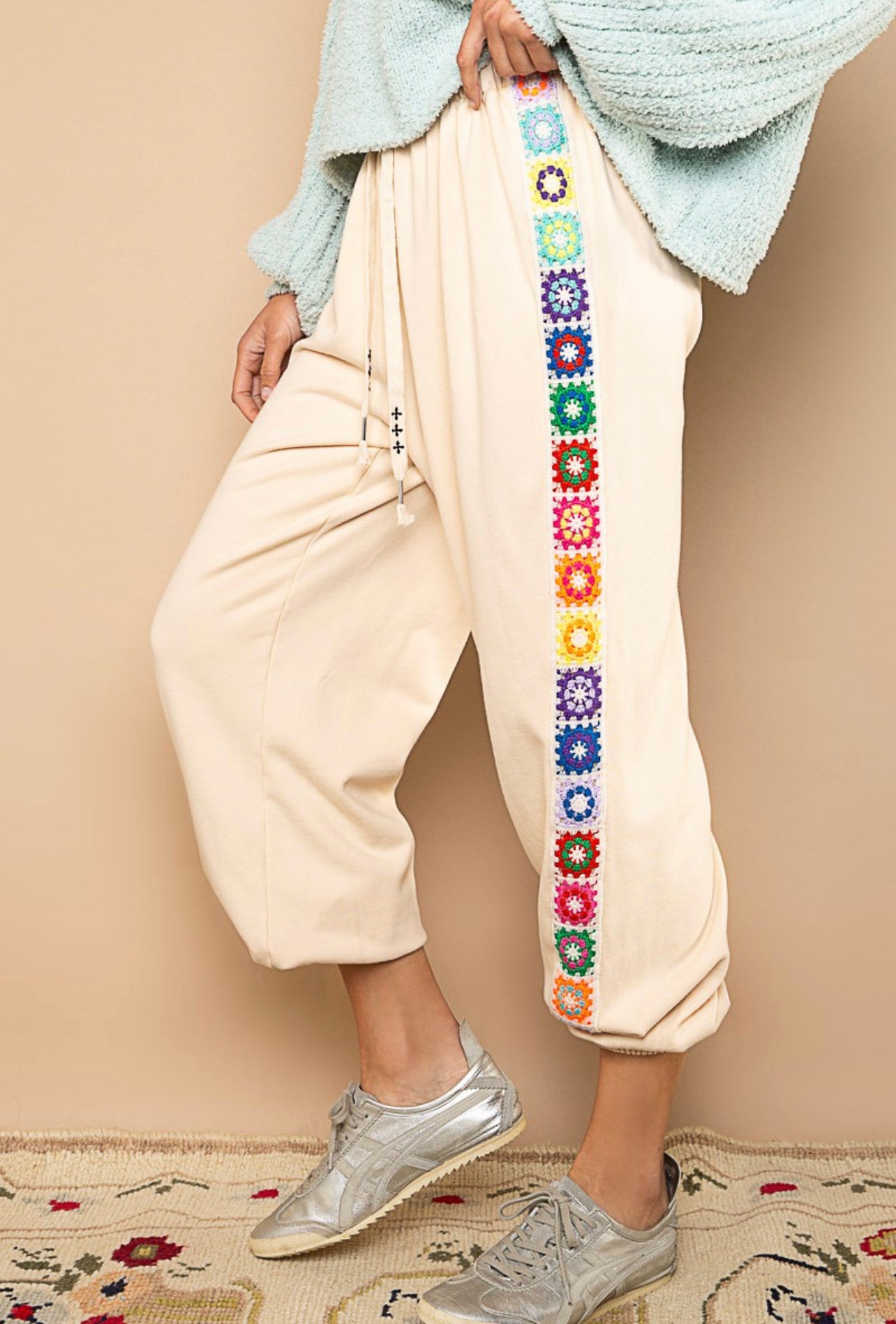 Granny Square Detailed Sweatpants