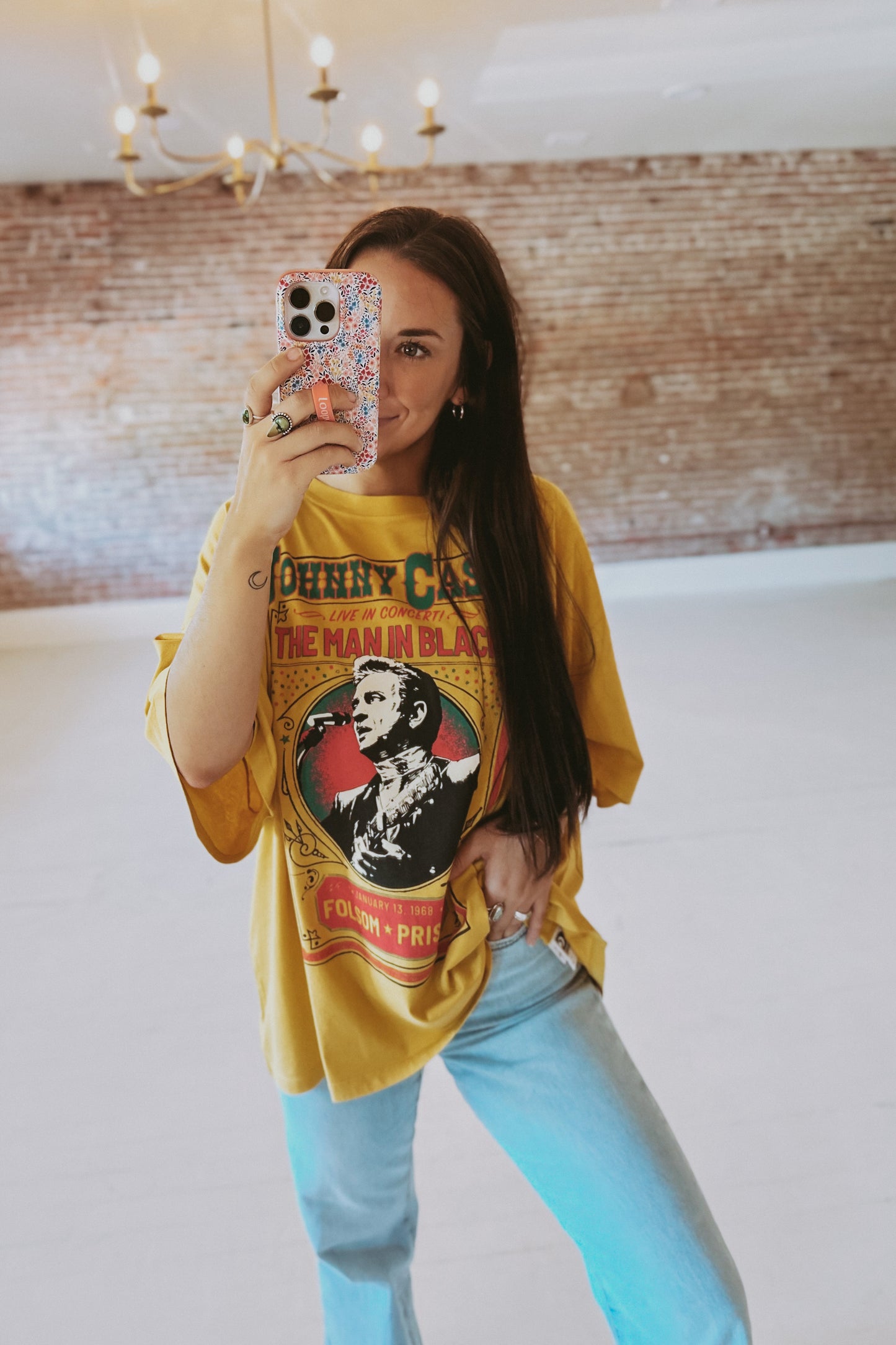 Johnny Cash Live in Concert Tee in Golden Haze