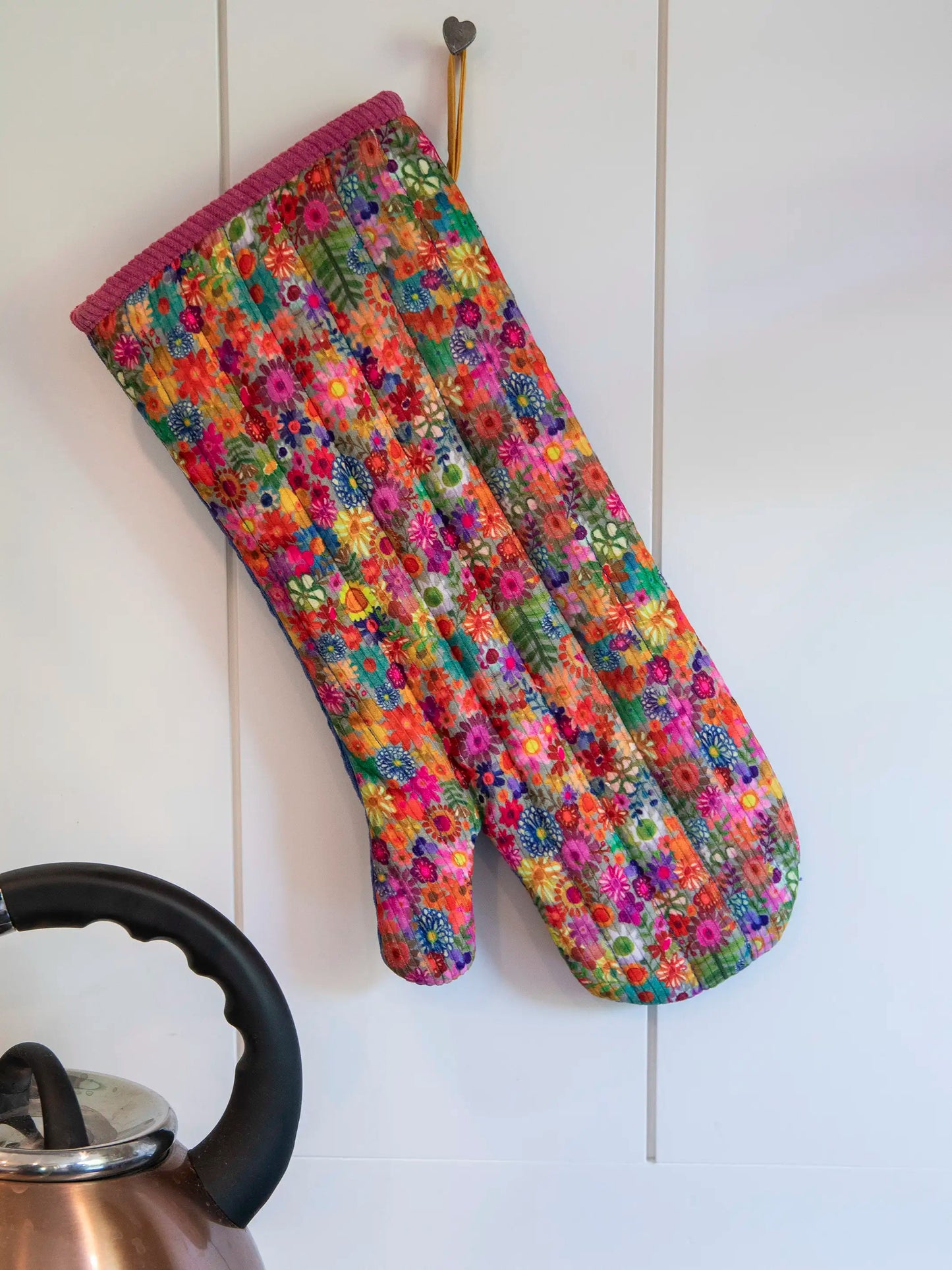 Bake Happy Oven Mitt