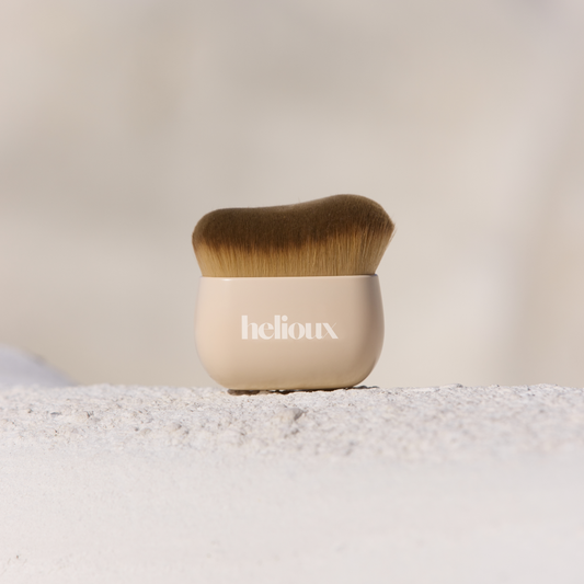 HELIOUX BEAUTY - Self Tanner Brush For Face & Body