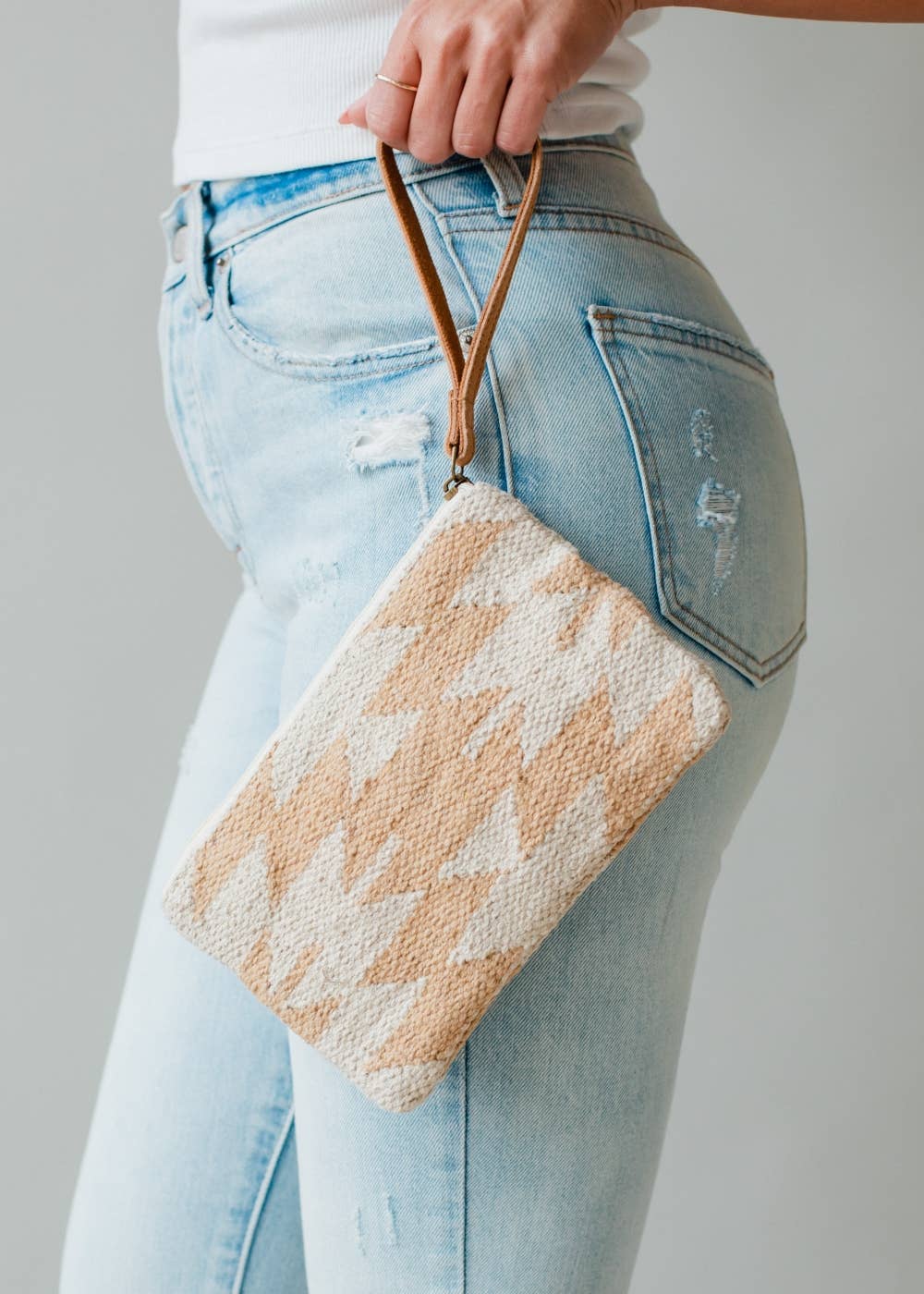 The Canyon Sands Wristlet