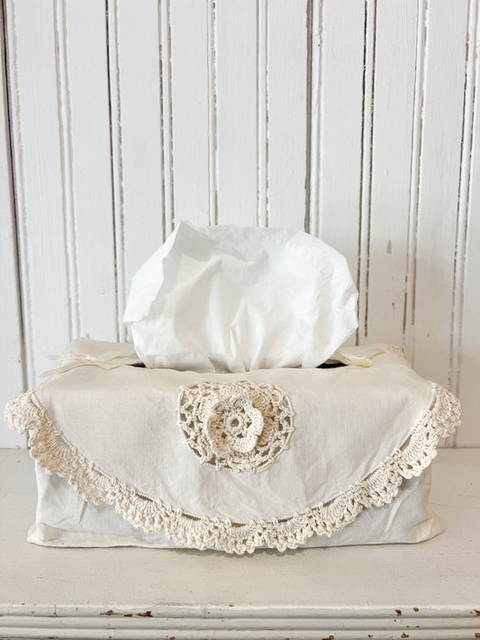 FOUND & Co. Lace Cottage Tissue Cover