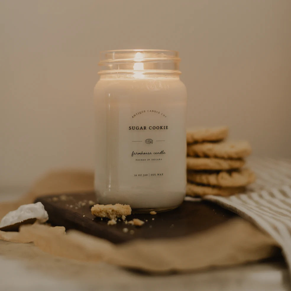 Antique Candle Co. 16oz