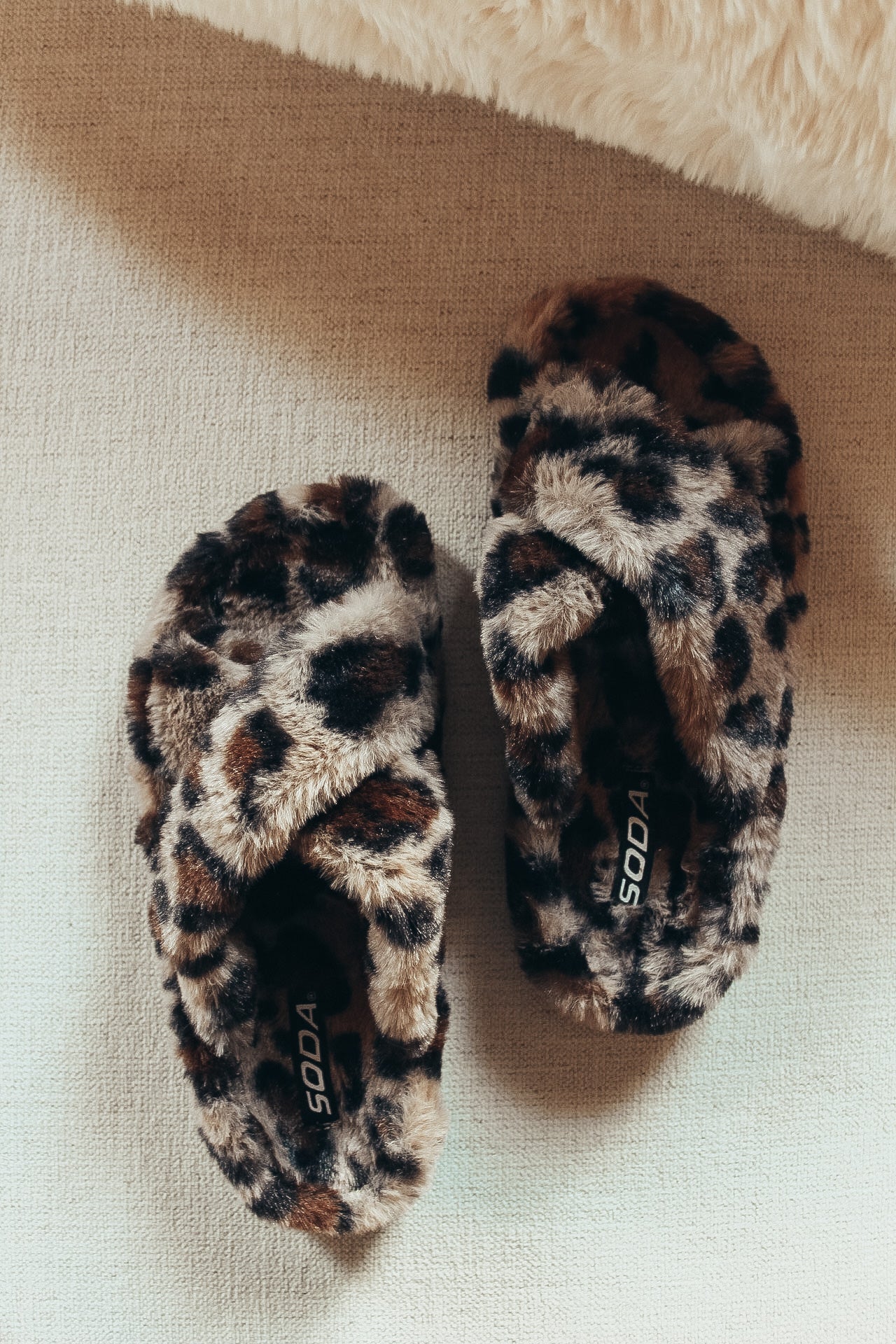 Criss Cross Faux Fur Slippers - Leopard