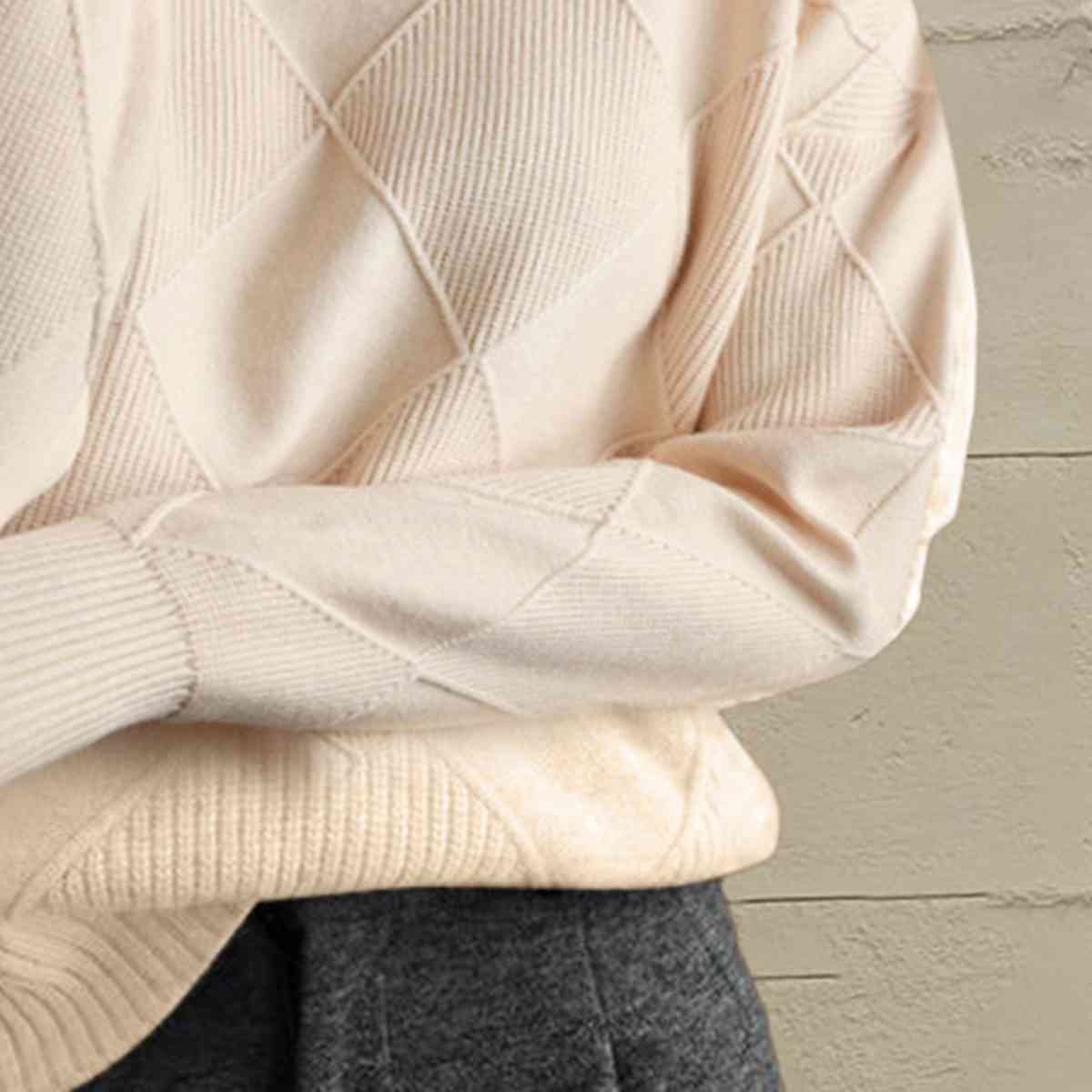 Janeve Geometric Turtleneck Sweater