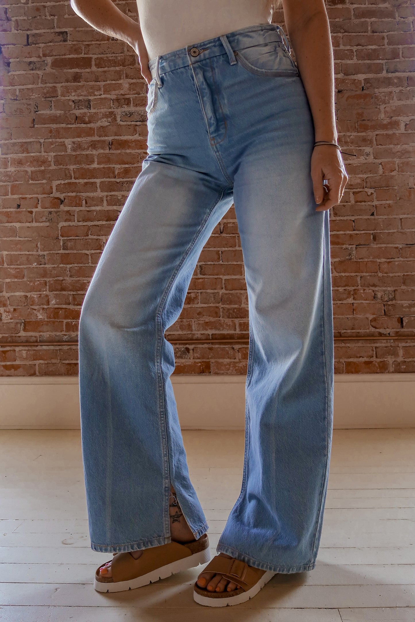 High Rise 90's Slit Leg Jeans