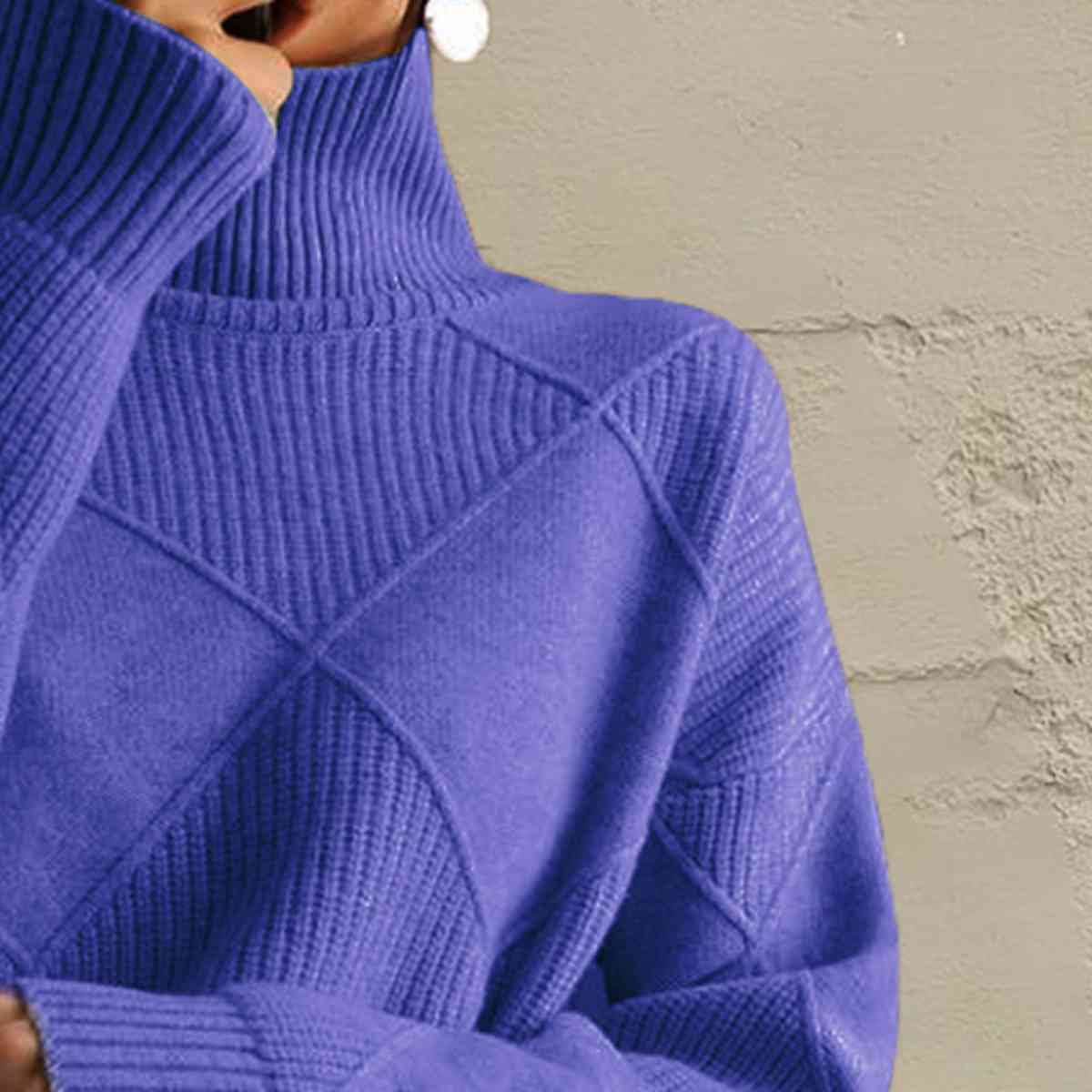 Janeve Geometric Turtleneck Sweater