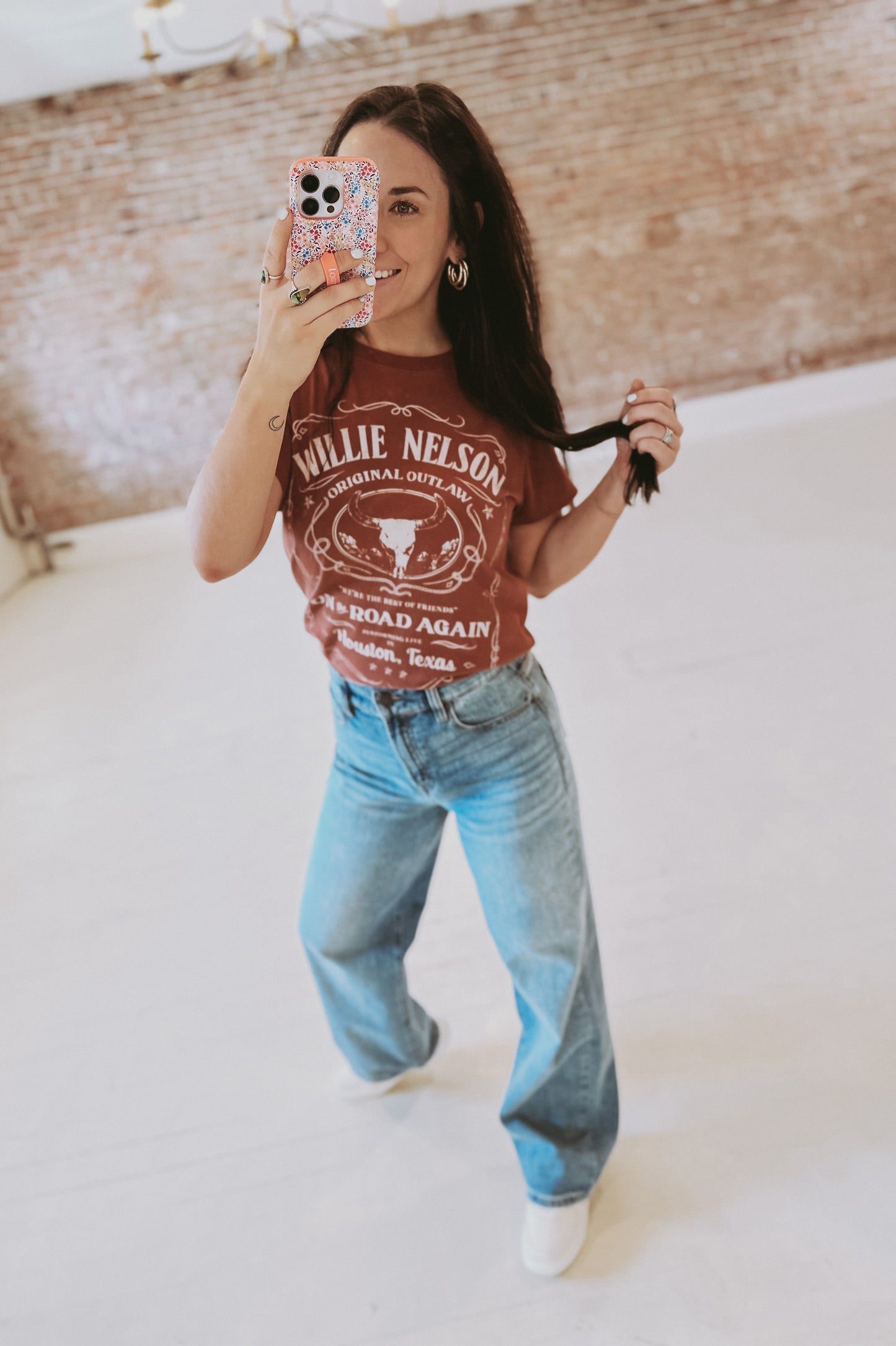 Willie "Whiskey Label" Tee