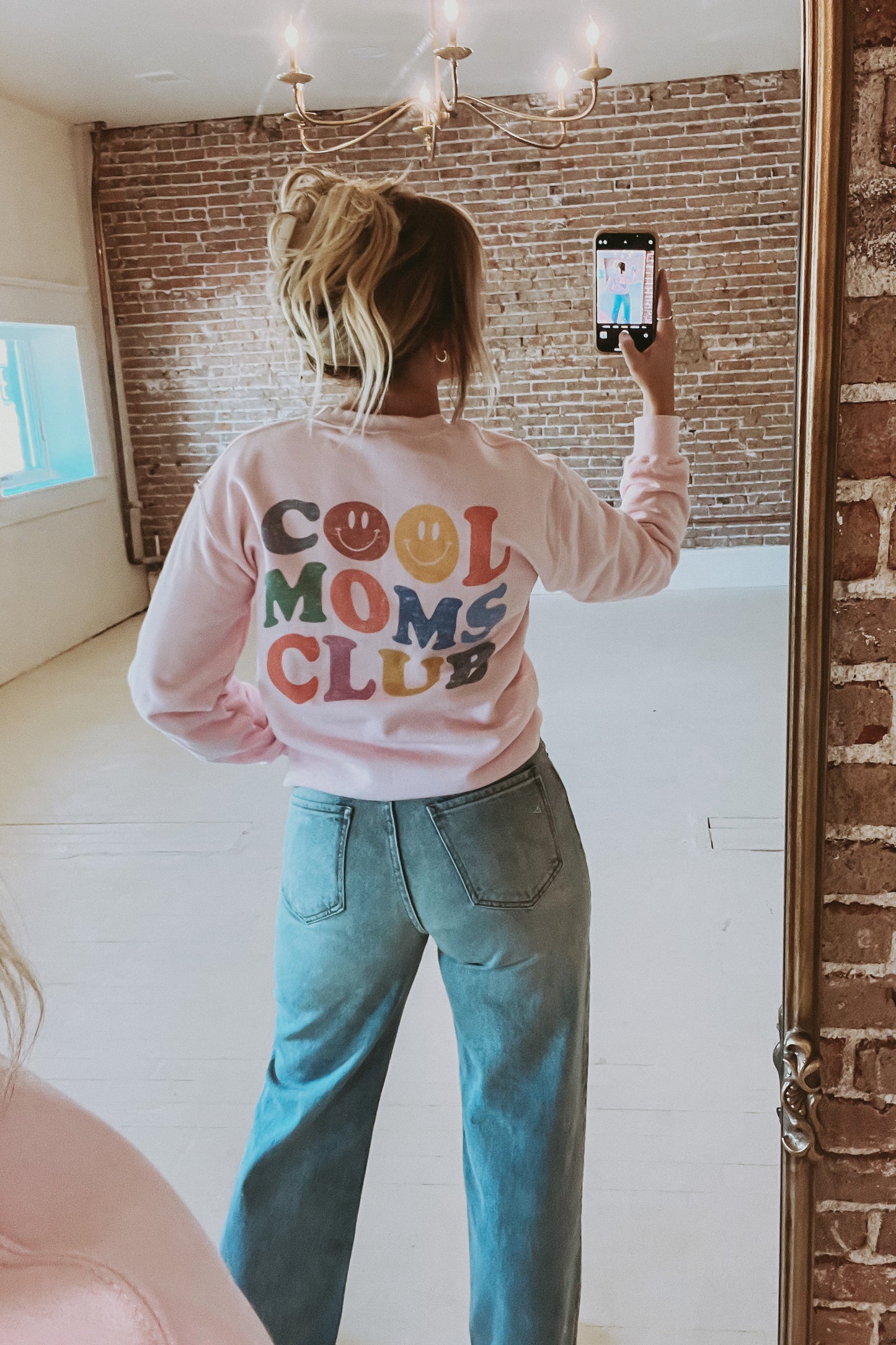 "Cool Moms Club" Graphic Sweatshirt