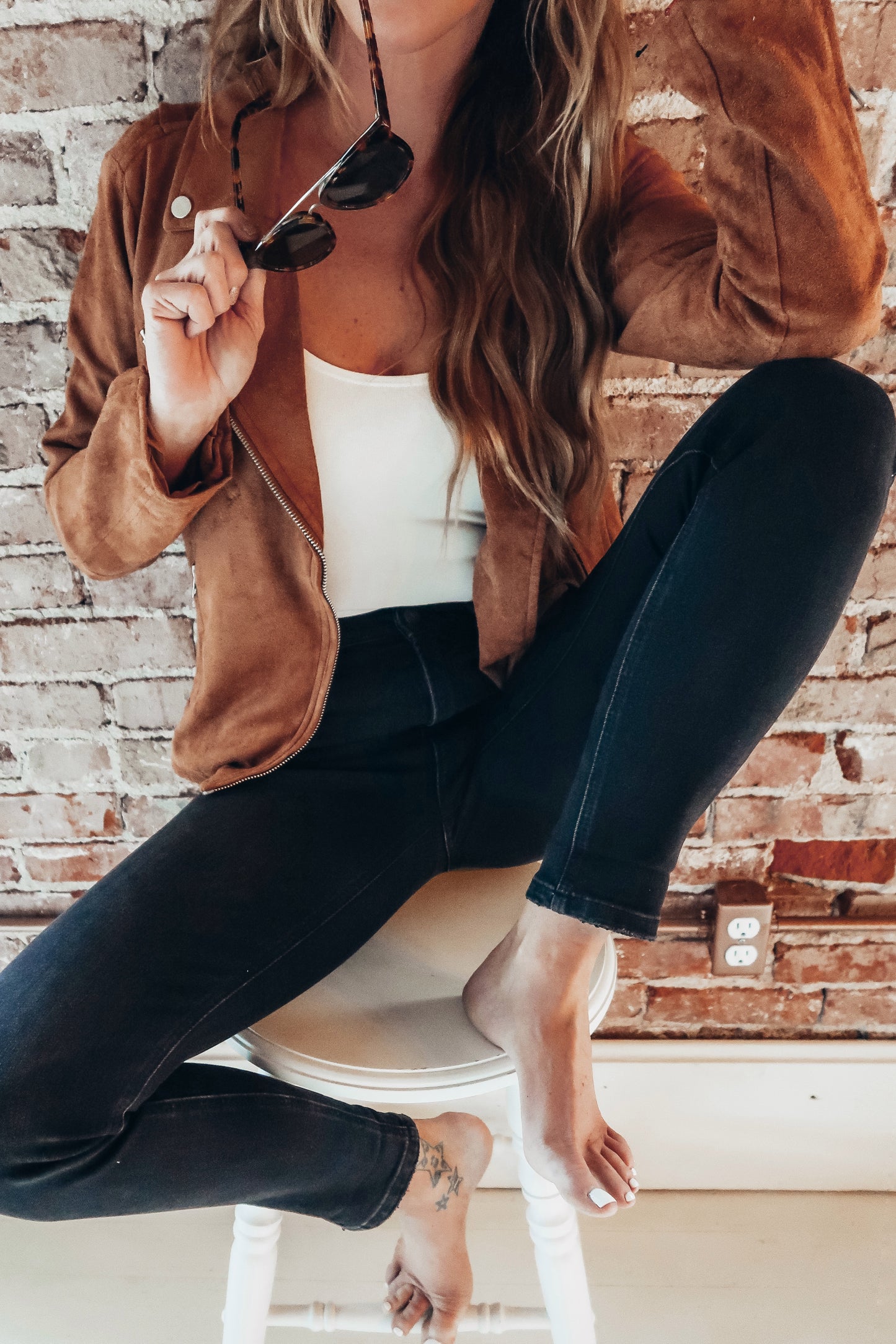 Women's black skinny jeans.