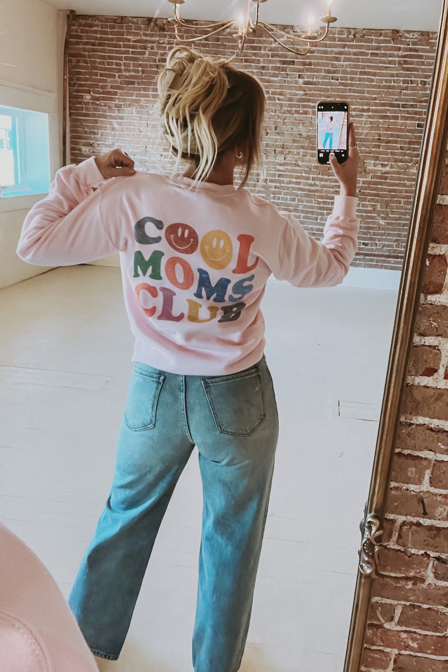 "Cool Moms Club" Graphic Sweatshirt