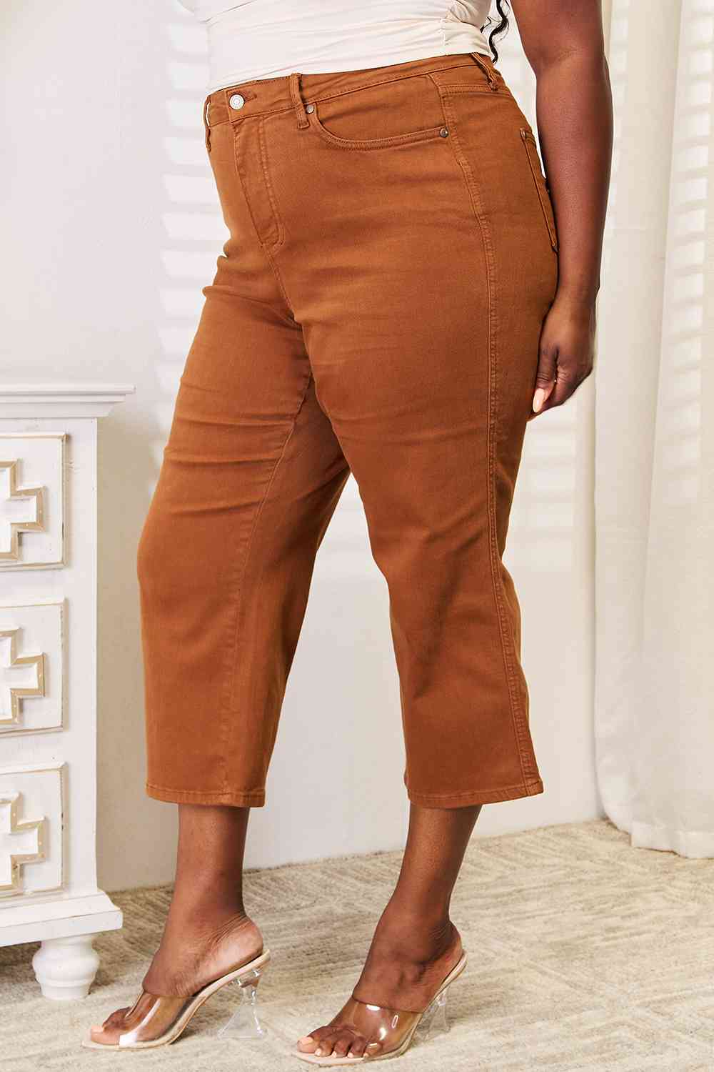 Caramelo Straight Leg Cropped Jeans