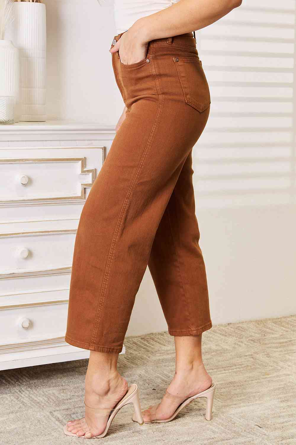 Caramelo Straight Leg Cropped Jeans