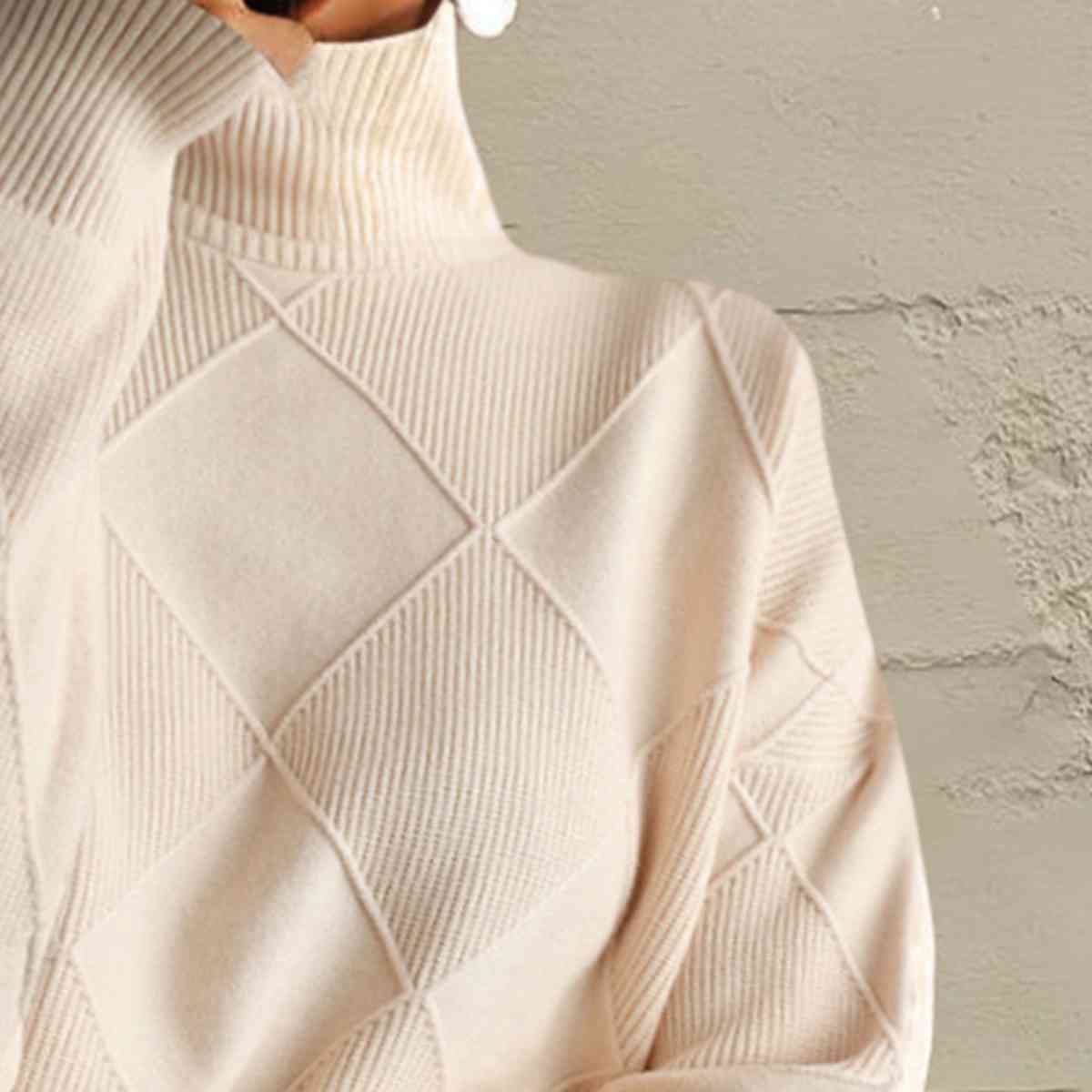 Janeve Geometric Turtleneck Sweater