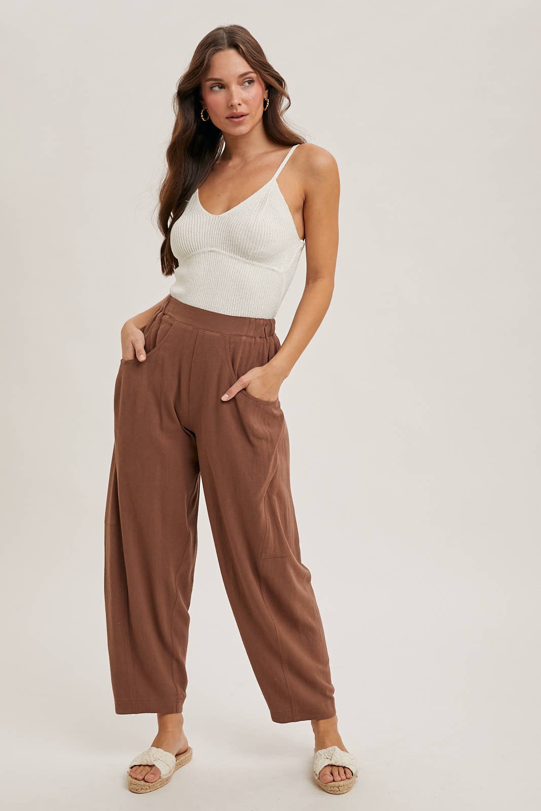 Bluivy - RELAXED BARREL PANTS WITH POCKETS