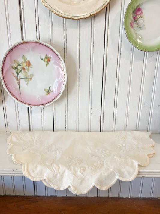 Vintage embroidered linen doily with scalloped edge and floral stitching, 19 inch farmhouse cottagecore table decor
