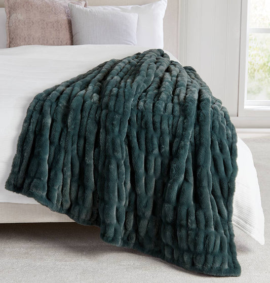 Heirloom Comfort Blanket - Dark Forest