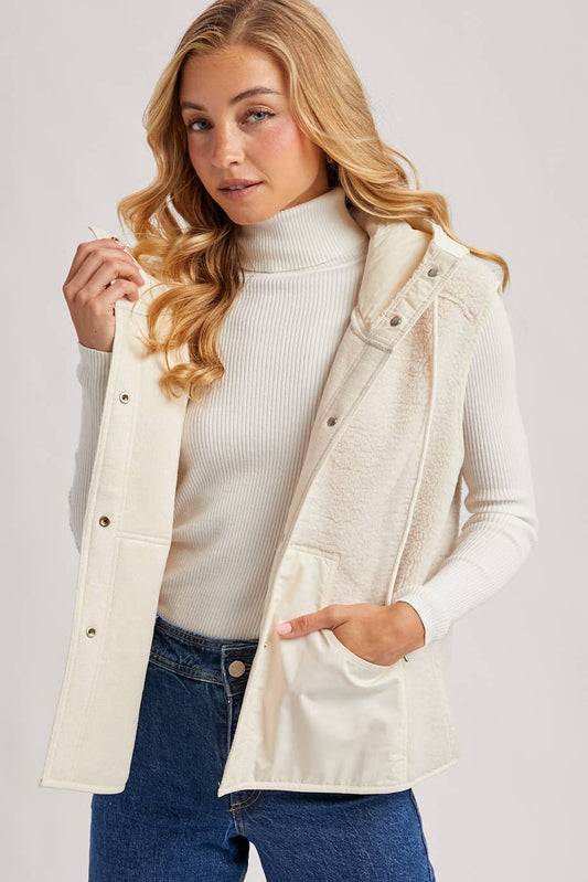 Bluivy - SHERPA FLEECE HOODED VEST WITH FAUX SUEDE INNER