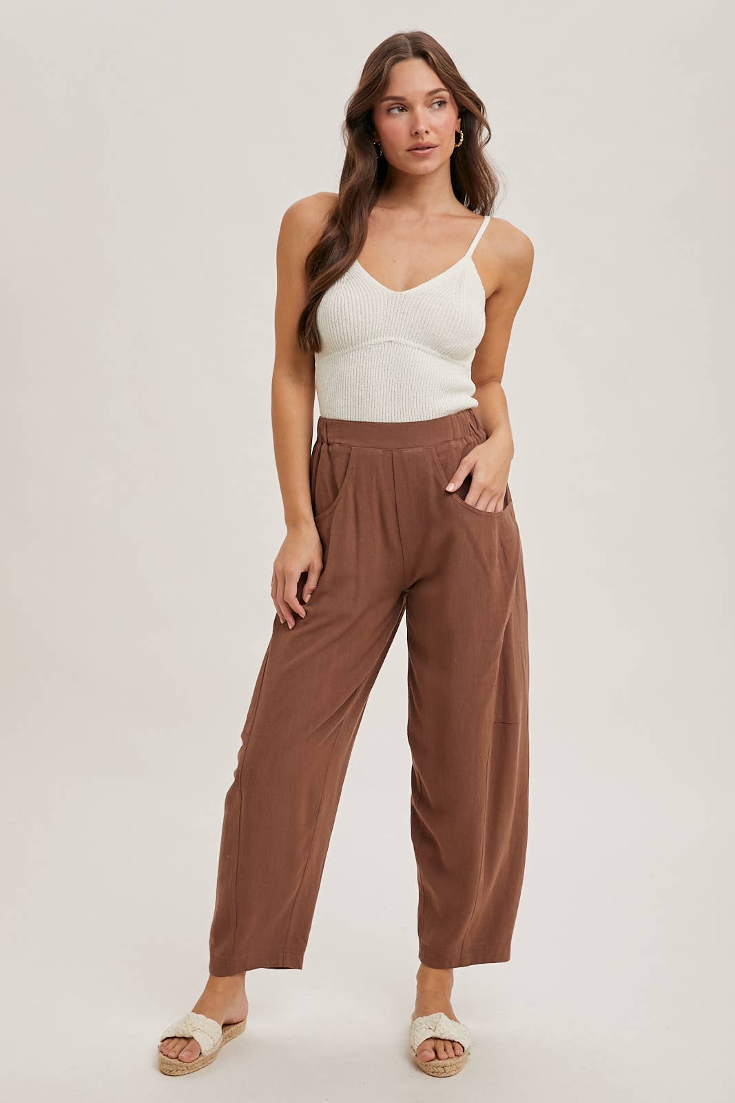 Bluivy - RELAXED BARREL PANTS WITH POCKETS