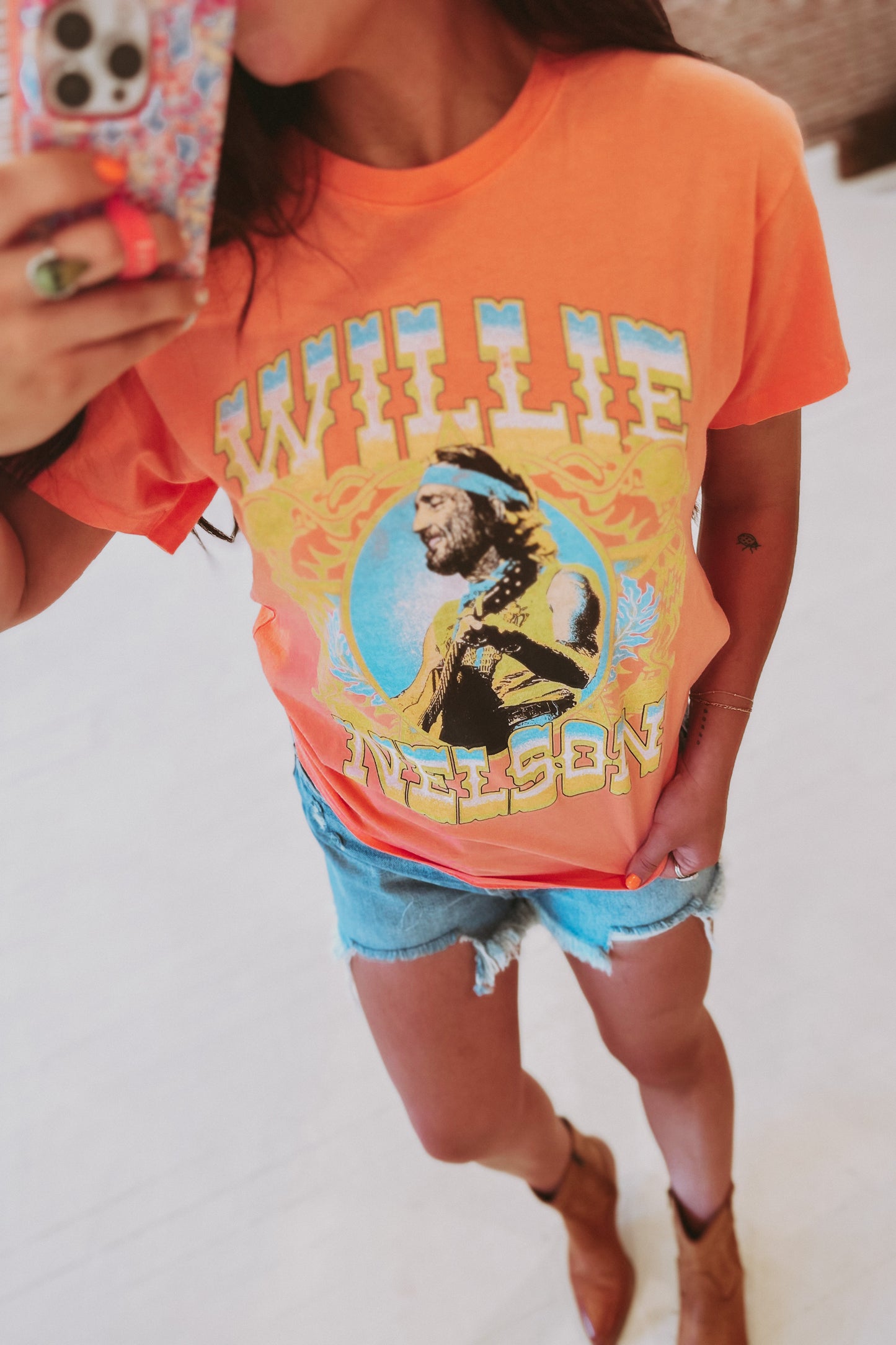 Willie Nelson Outlaw Country Tour Tee