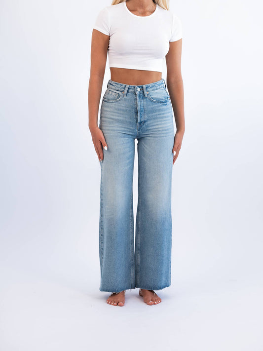 The Beach-To-Bar Jean