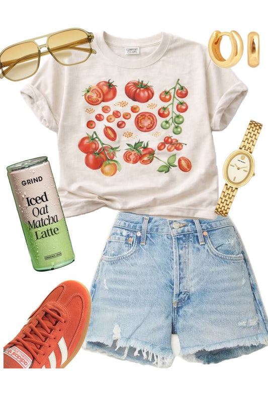 Natural colored graphic tee featuring vintage-style heirloom tomato illustrations.
