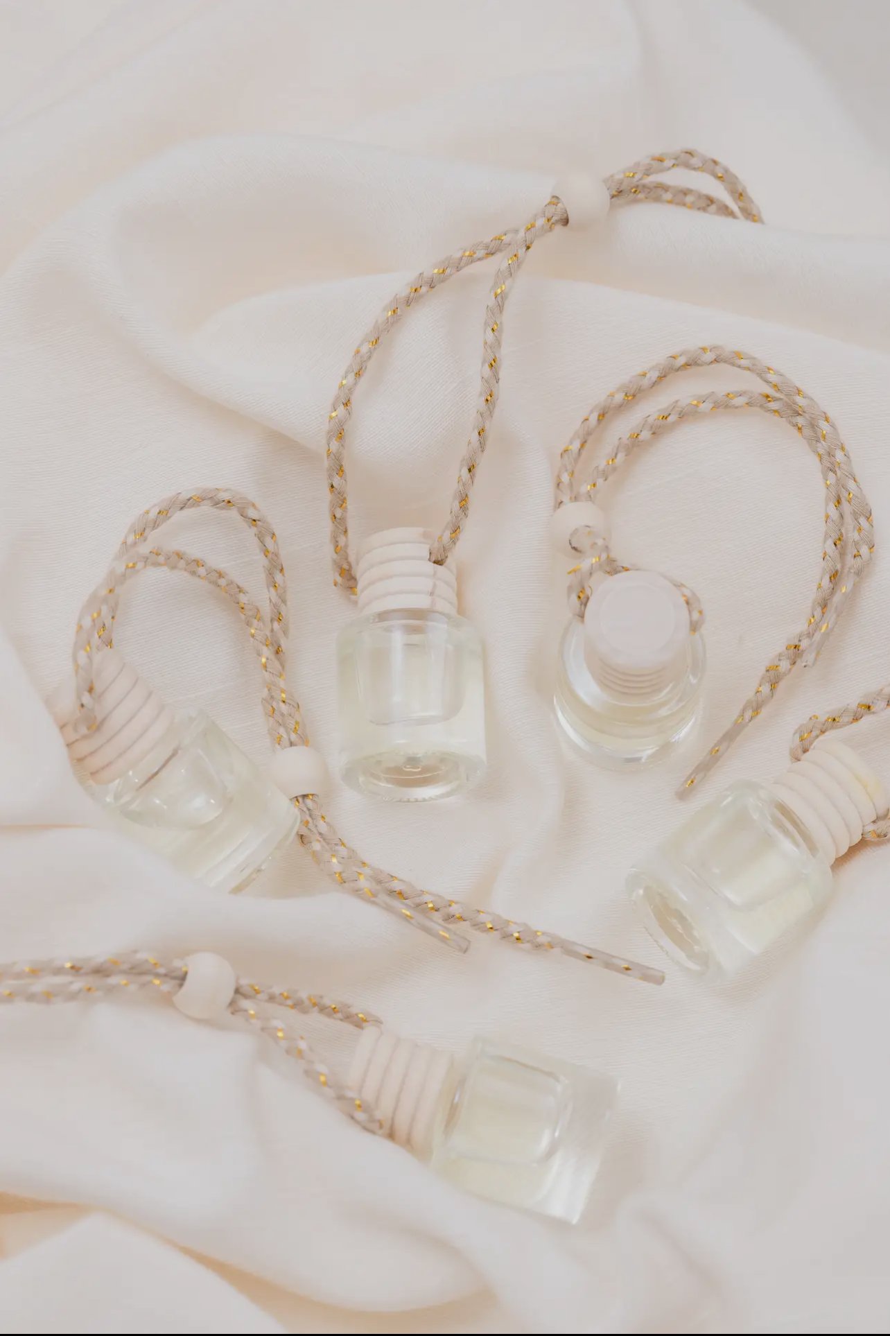 Ivy & Sage Smoked Vanilla car fragrance bottle with wooden cap