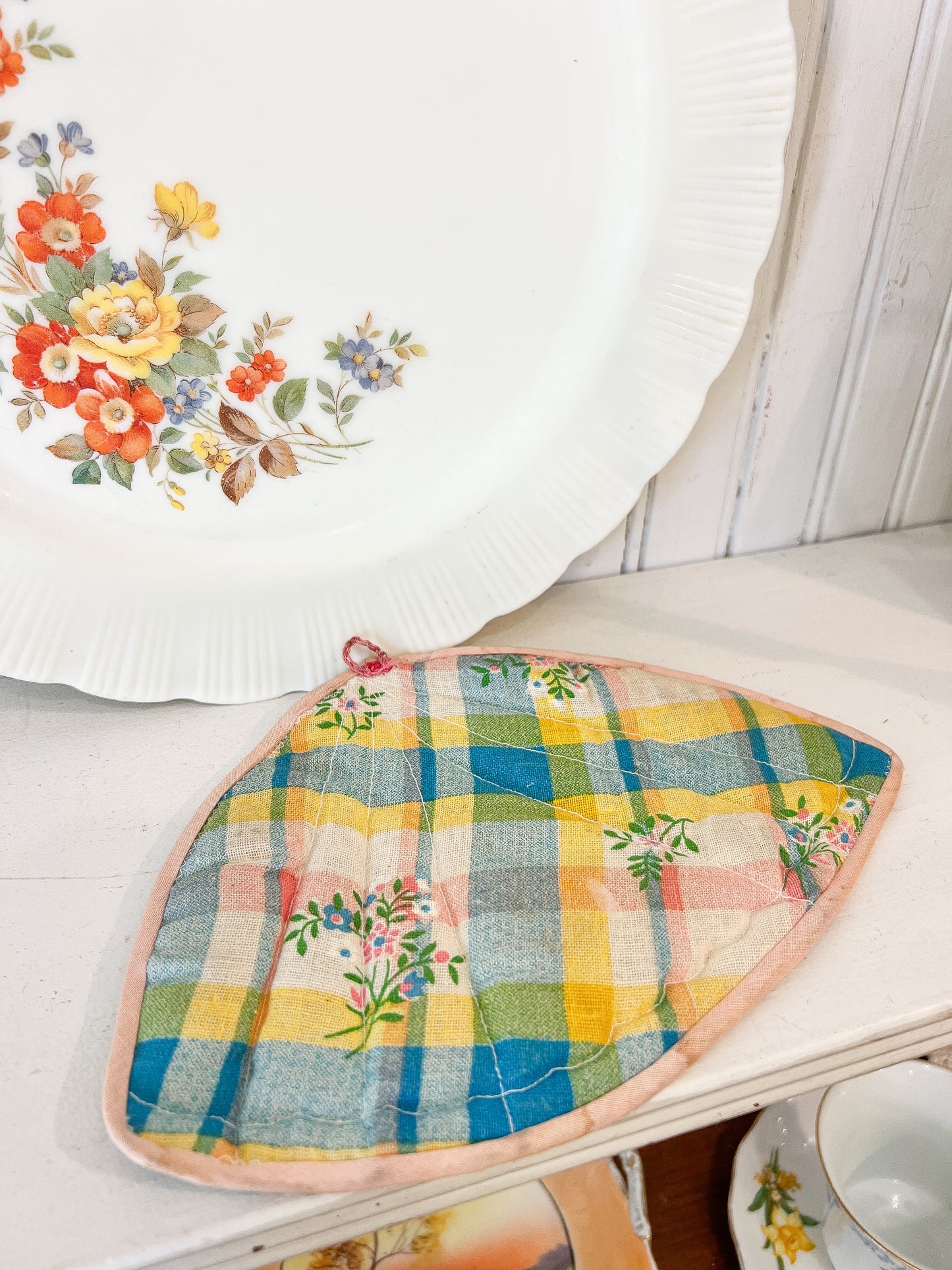 FOUND & Co. Cottage Garden Hot Pad