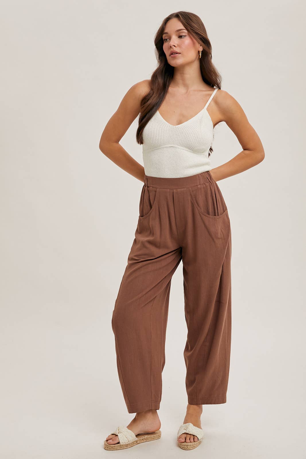 Bluivy - RELAXED BARREL PANTS WITH POCKETS