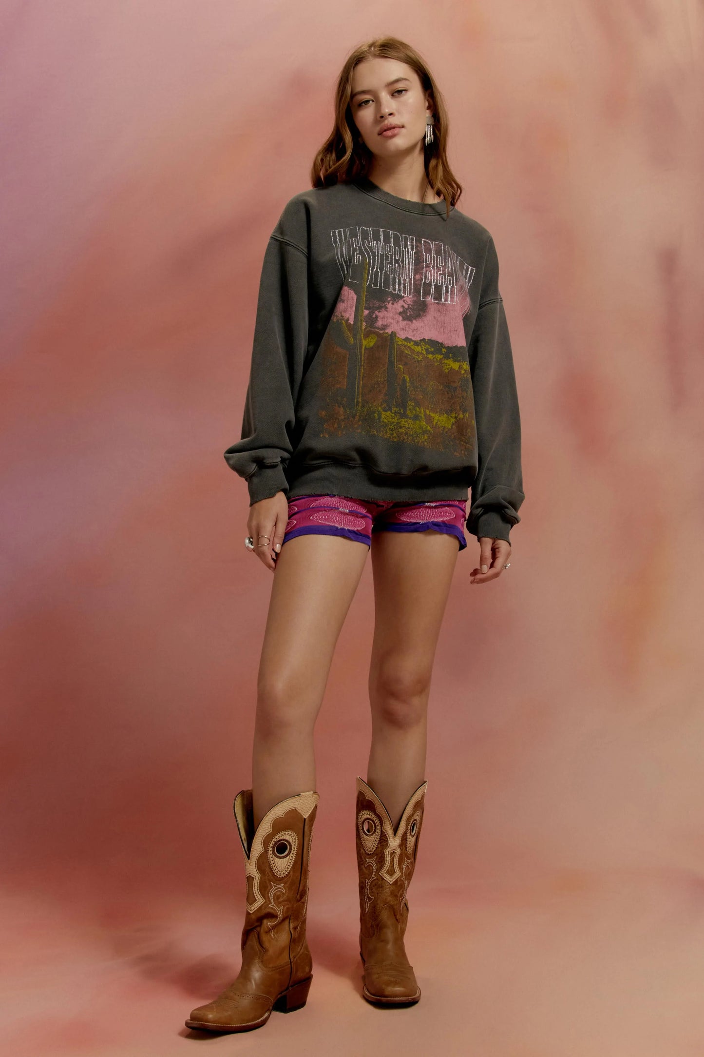 "Western Beauty" Graphic Pullover