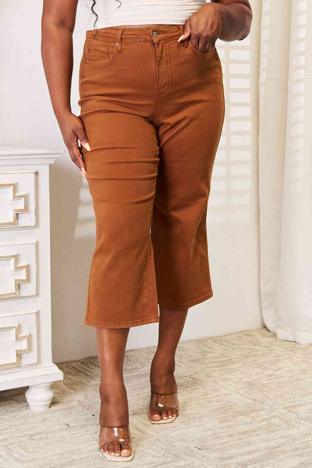 Caramelo Straight Leg Cropped Jeans