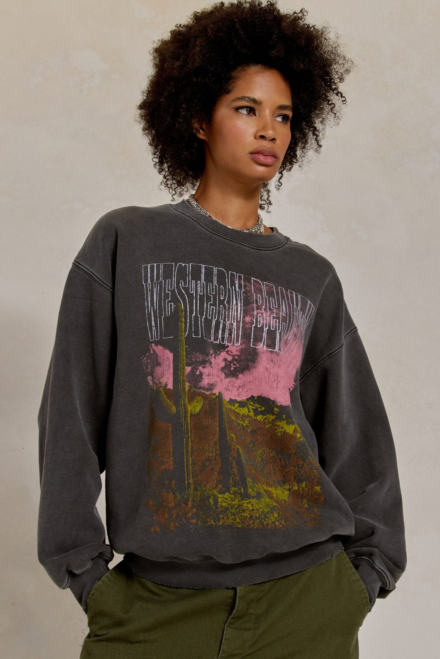 "Western Beauty" Graphic Pullover